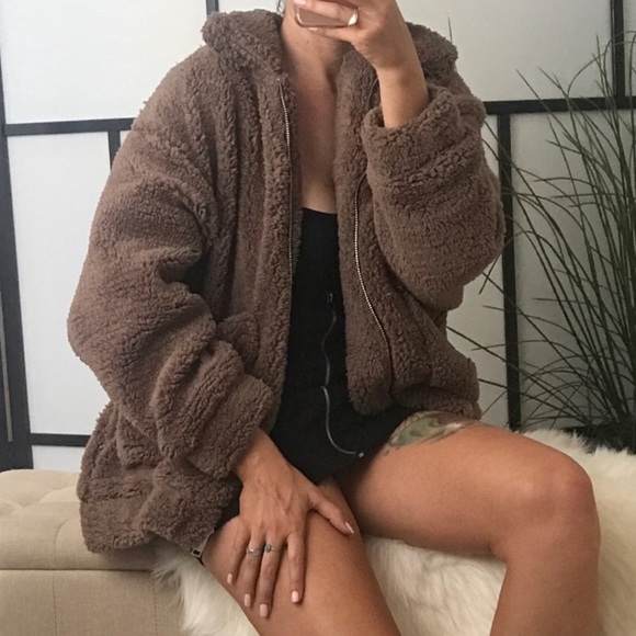 LAST 1️⃣ REAL TALK Faux Fur Teddy Zip Up Jacket - Picture 3 of 6